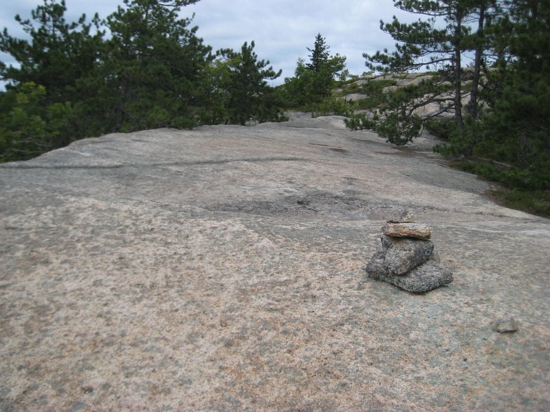 MtBayle (16).JPG - The ledge led us to the summit.